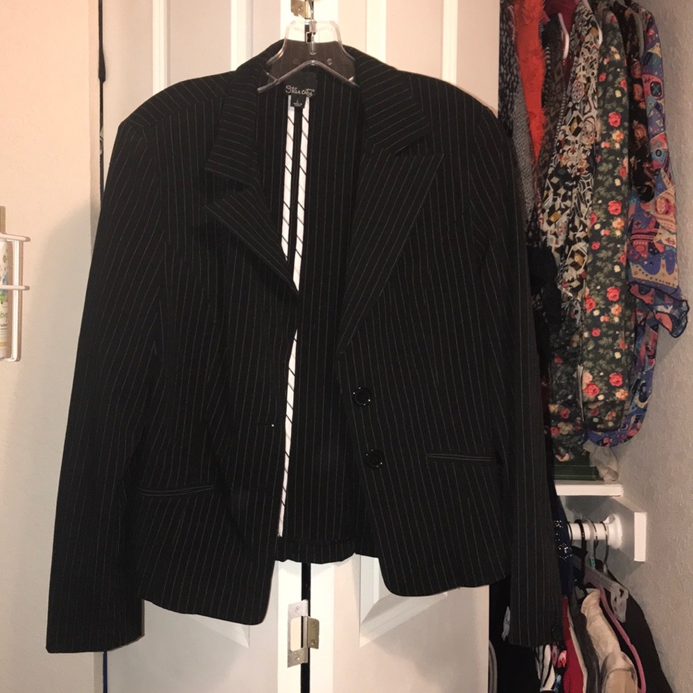 Short Blazer